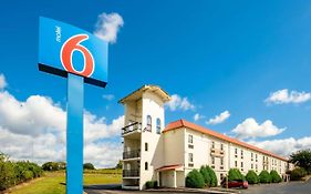 Motel 6 Hazelwood Mo